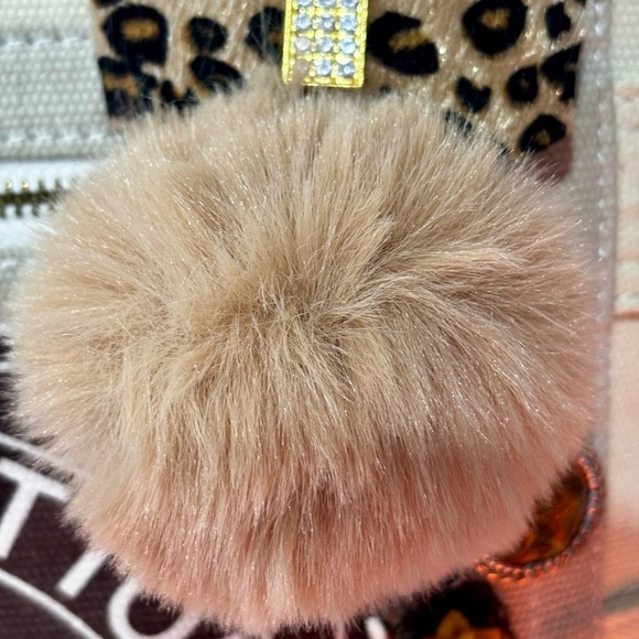 Chic Leopard Pom Pom Keychain bag tote purse Charms - Picture 8 of 10